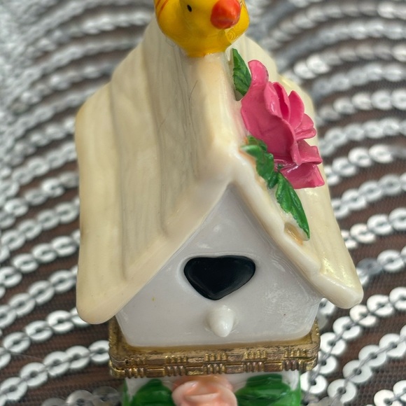 1960s Ceramic Birdhouse Trinket Box with Yellow Bird - Picture 3 of 13
